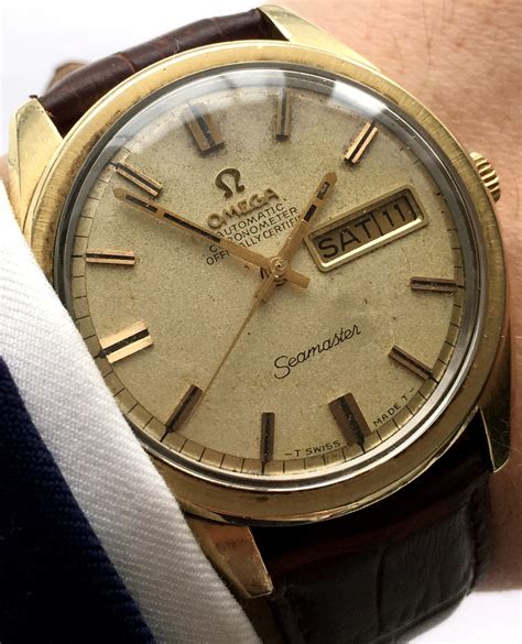 omega seamaster time and date